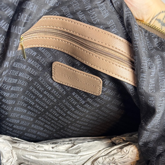 Steve Madden Brown Flex Leather Zip Hobo Flap Tote Shoulder Bag Purse NWOT - Picture 5 of 7